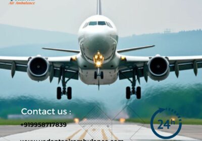 Take-Advantage-of-Vedanta-Air-Ambulance-Service-in-Raipur-with-a-Trustworthy-Healthcare-Medical-Team
